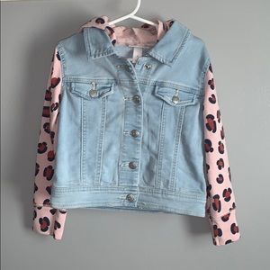Toddler Girls Cheetah Print Jean Jacket. Size 4T.